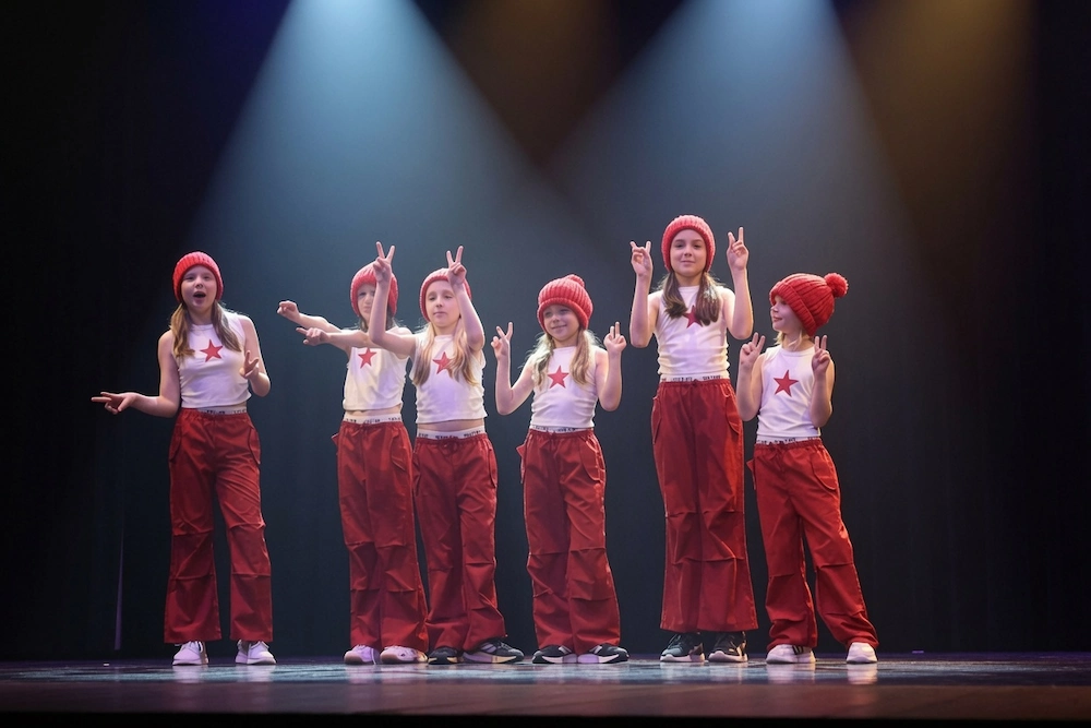 HipHop Tanzpaar Bühne